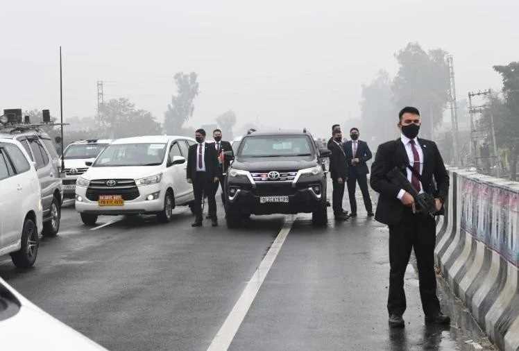 पीएम मोदी की फिरोजपुर रैली रद्द , दिल्ली लौटे मोदी पीएम मोदी की फिरोजपुर रैली रद्द , दिल्ली लौटे मोदी